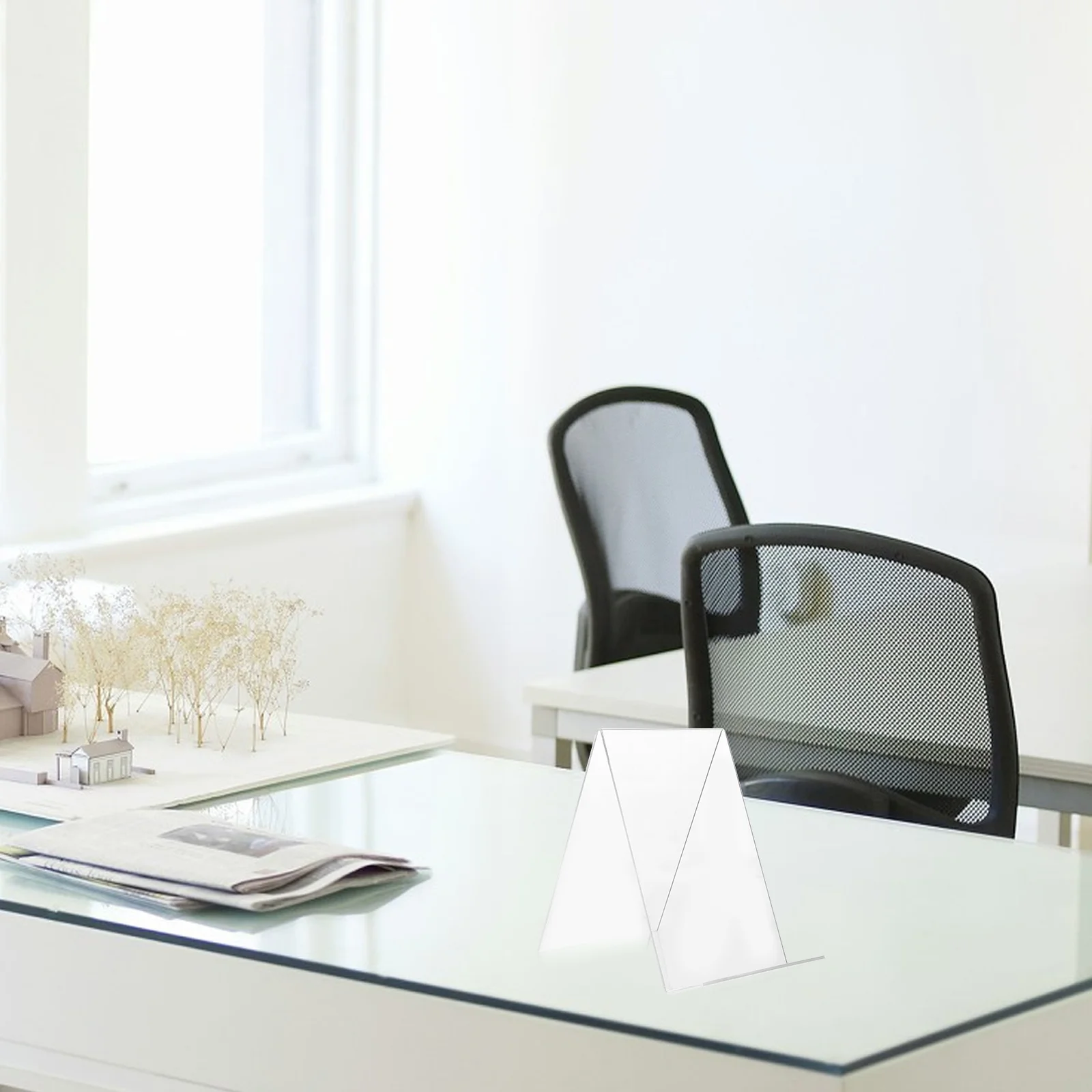 

1Pcs Transparent Acrylic Book Stand Clear Desktop Bookshelf Simple Book Holder for Bookstore Library Office Display