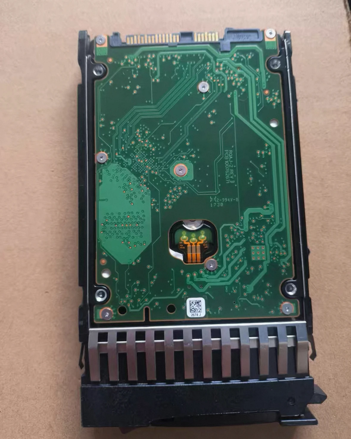 

Для жесткого диска J9F51A 787653-001 2T SAS 12G 7,2K 2,5 MSA2040 2050