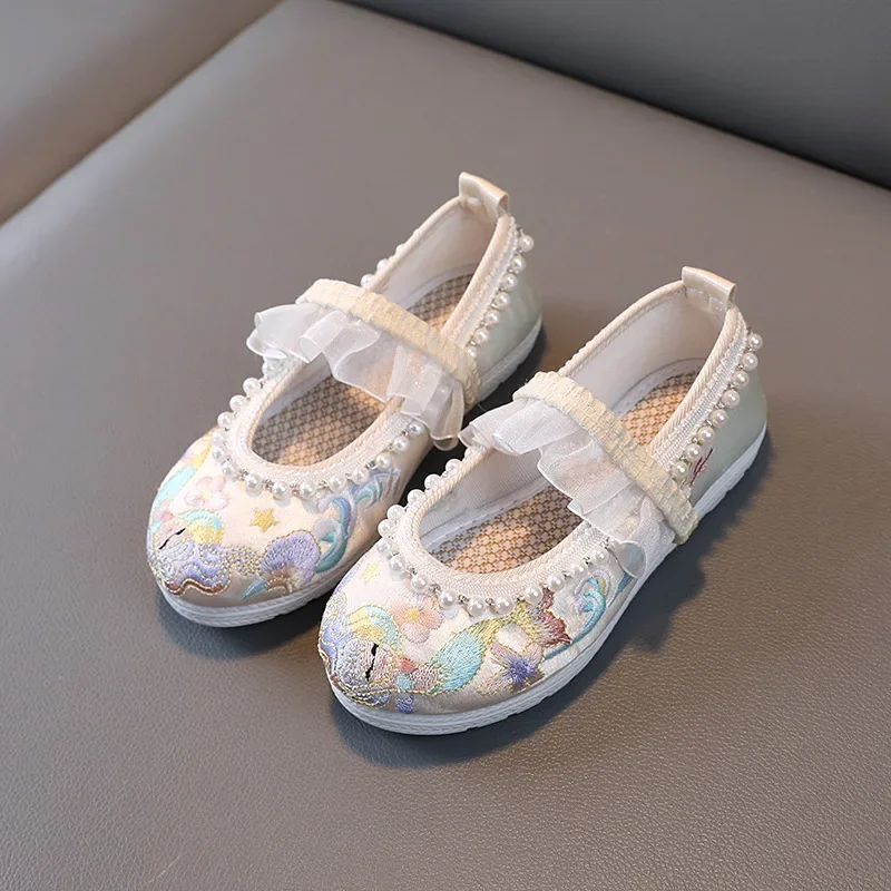 Chinese hanfu girls cloth shoes old Beijing baby children embroidered shoes summer vintage flats beading fish embroidery