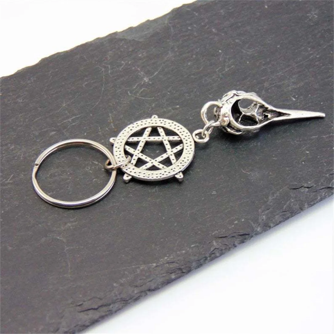 الجمجمة الغراب الجمجمة الطيور رئيس الخماسية نجمة المفاتيح الشرير القوطية هالوين المفاتيح