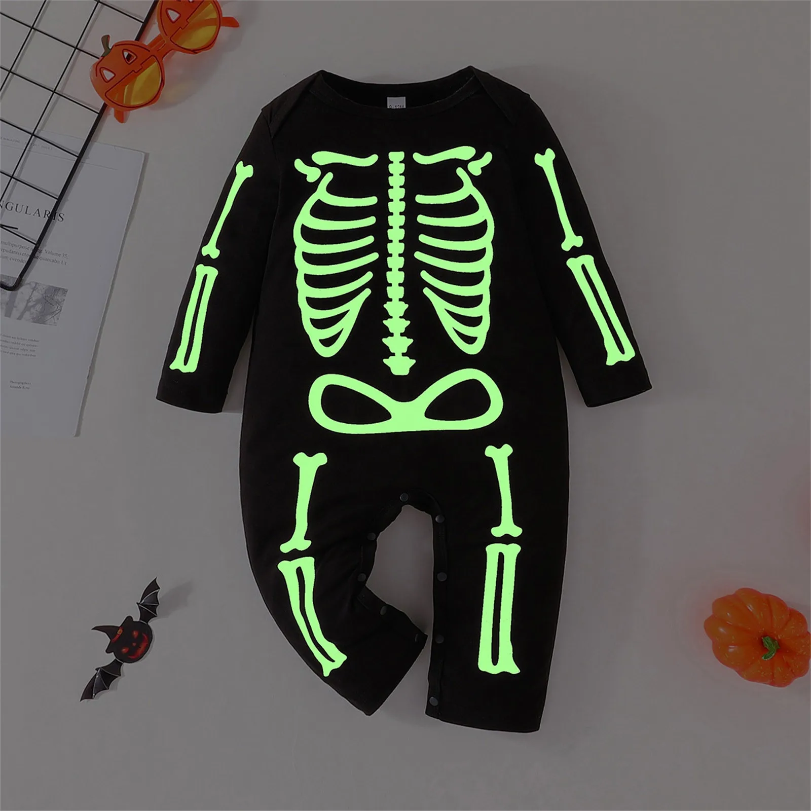 

2024 Halloween Newborn Infant Baby Boy Girl Print Romper Skeleton Glow In The Dark Characters Jumpsuit Baby Boy Knitted Outfits