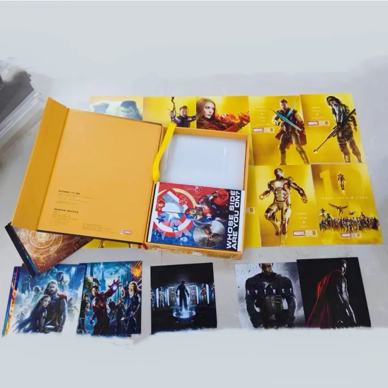 Marvel periferiche 10 ° anniversario confezione regalo Iron Man Thor Captain America Poster Doctor Strange cartolina Collection regalo di festa