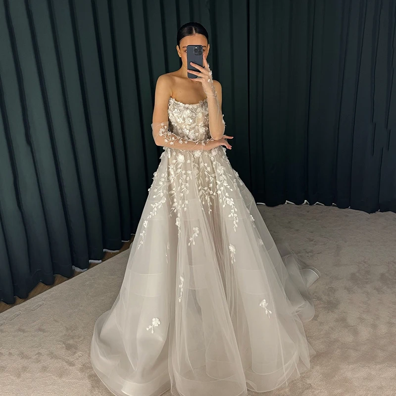 

Eightree Women A-Line Wedding Dresses 2025 Strapless Appliques Long Wedding Gown Boho Beach Bridal Prom Dress bestidos de novia