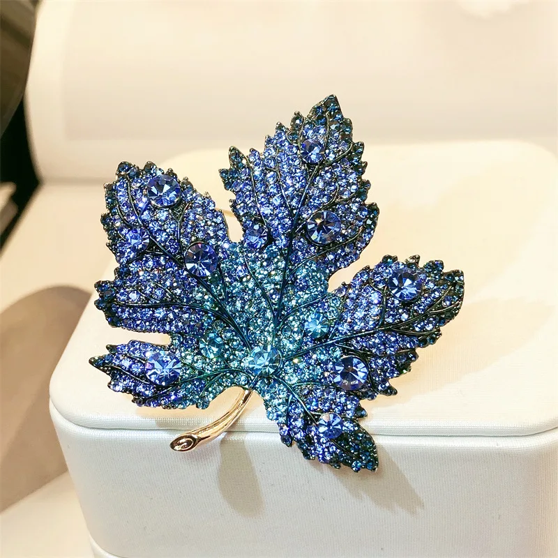 Trendy Red Maple Leaf Metal Brooches For Women Men Crystal Plant Brooch Party Birthday Winter Jewelry