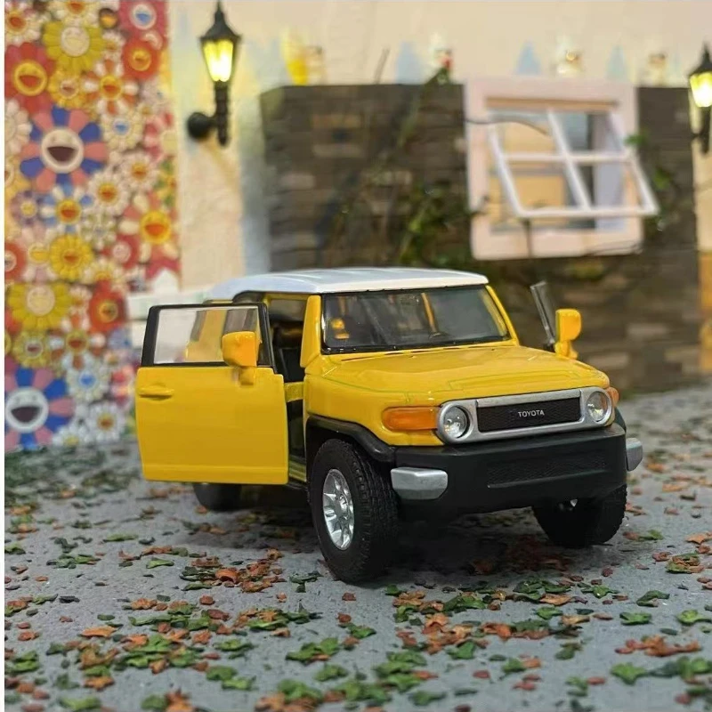 Welly 1:36 Toyota FJ CRUISER terreinwagen Legering SUV Auto Diecast Model Speelgoed Met Pull Back Voor Kinderen geschenken Speelgoed Collectie