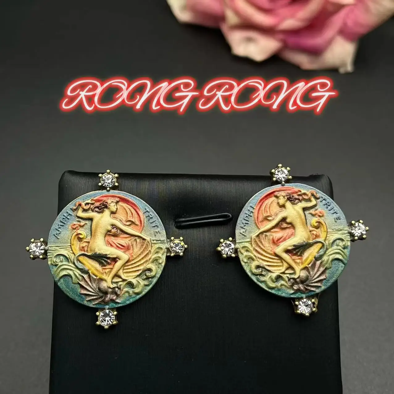 

European Return Western Retro Portrait Geometric Stud Earrings Vintage Relief Inlaid Zircon Medieval Jewelry