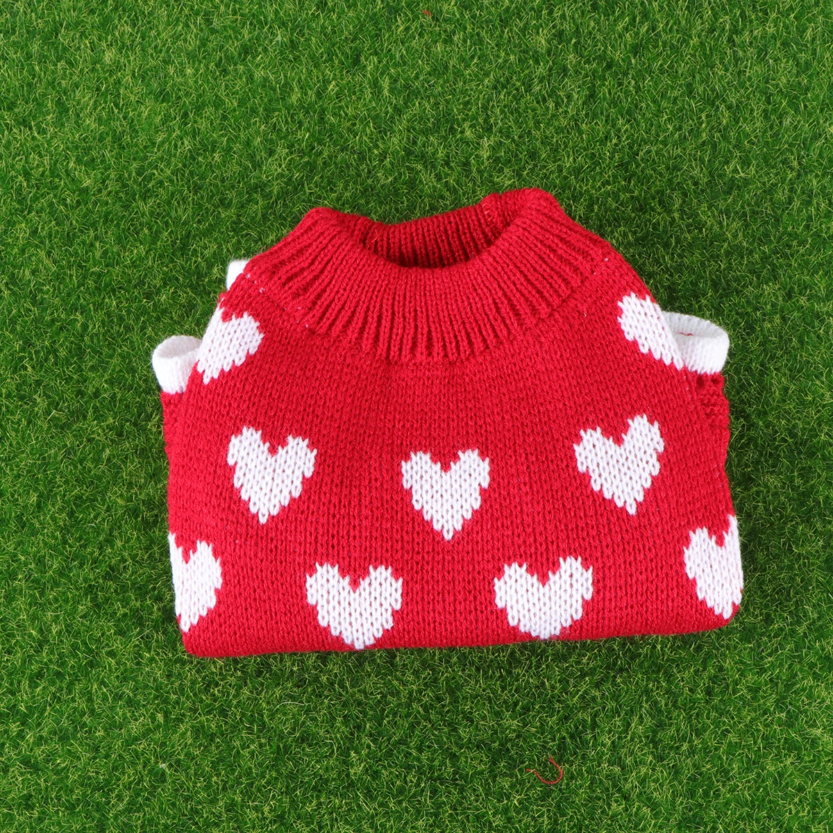 

Dog Heart Skirt Adorable Christmas Pet Clothes For Small Dogs Soft Puppy Dress Outdoor Walking Holiday Party Photo Pet
