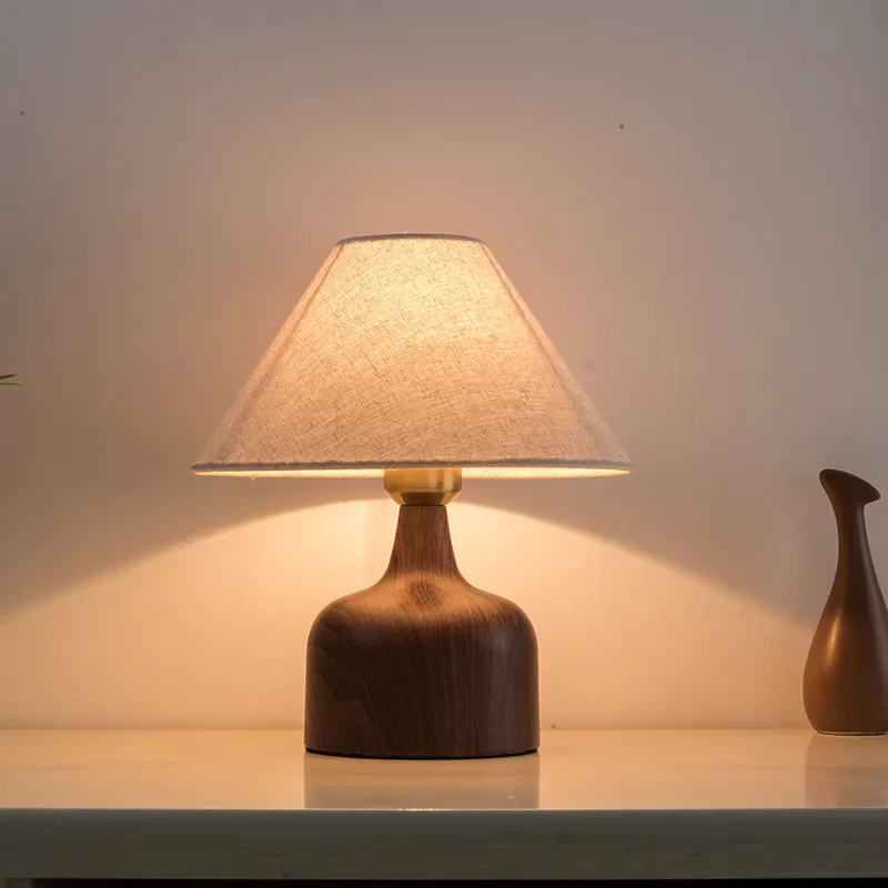 Japanese-style high-end bedroom bedside table lamp creative retro wood grain warm fabric girl LED table lamp