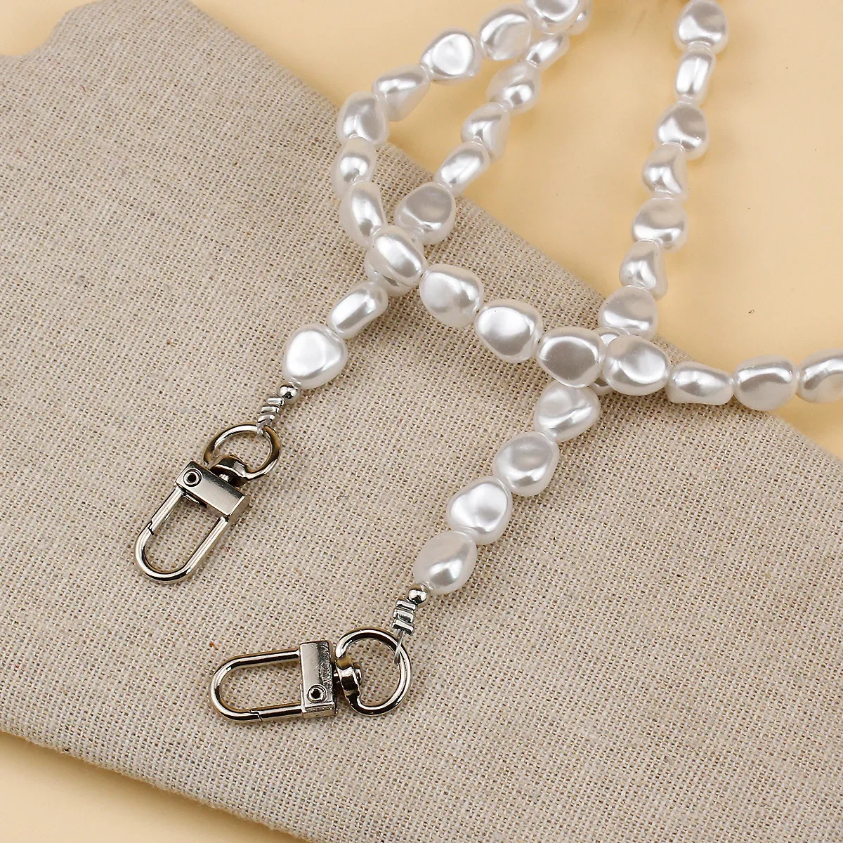 الهاتف المحمول الحبل لؤلؤ فاخر حبة حقيبة سلسلة طويلة Crossbody قلادة سلسلة حزام جراب هاتف معلق الديكور مكافحة خسر