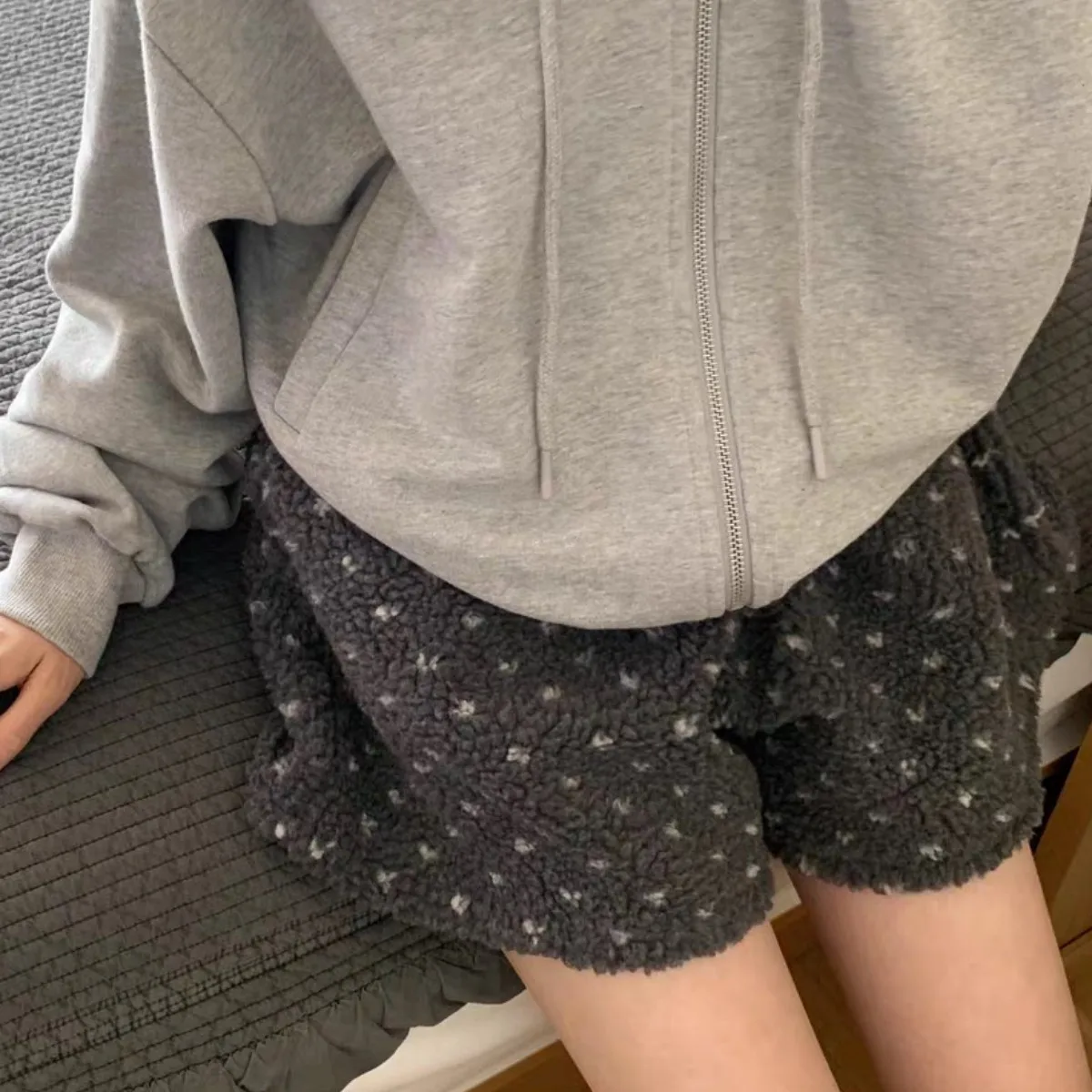 Pantaloni ort in pelliccia di agnello chic a vita alta da donna Casual Love Heart Design Vintage Trendy Autunno Inverno Pantaloni caldi a gamba dritta