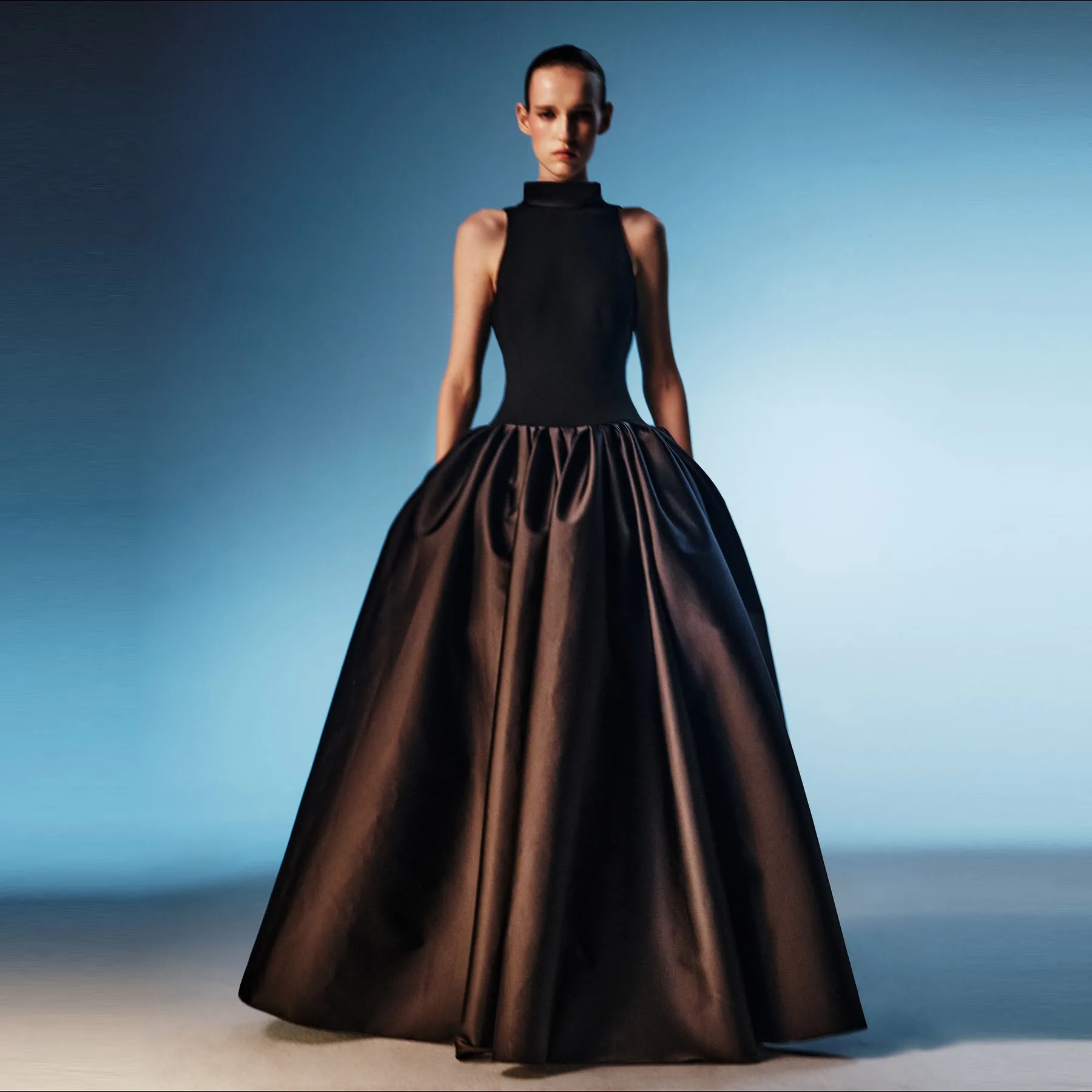 

2025 High Waist Cake Skirt, Black Pleated A‑Line Mini Dress, Tall Effect +3cm, Irregular Design, Hong Kong/College/French Style