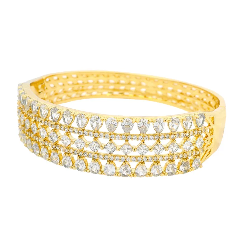 سوار من سبائك النحاس على الطراز الأوروبي والأمريكي مطلي بالذهب عيار 14 قيراط، مرصع بالزركون - بسيط وعصري وجريء وفريد من نوعه