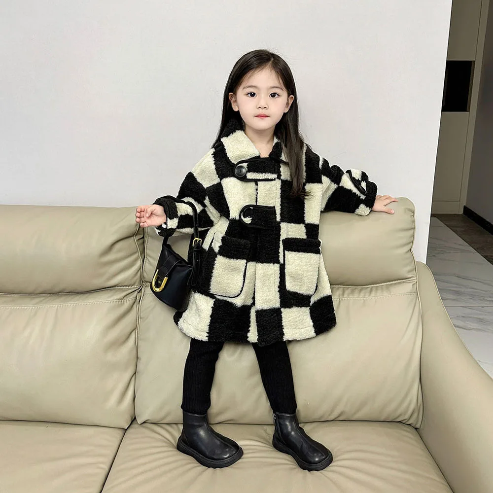 

2025 Autumn and Winter New Children's Plaid Thermal Coat Baby Girl Mao Mao Coat