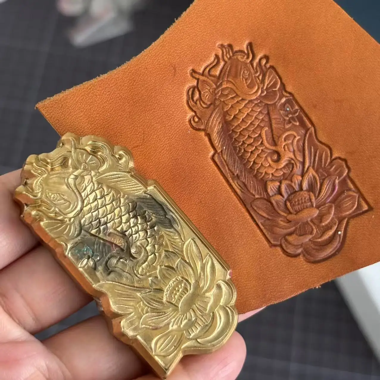 

3D Fish Logo Design Leather Brass Stamp Heat Stamp Iron Mold Personal Custom Logo Cold Pressing Molds Stamping Carving Tool