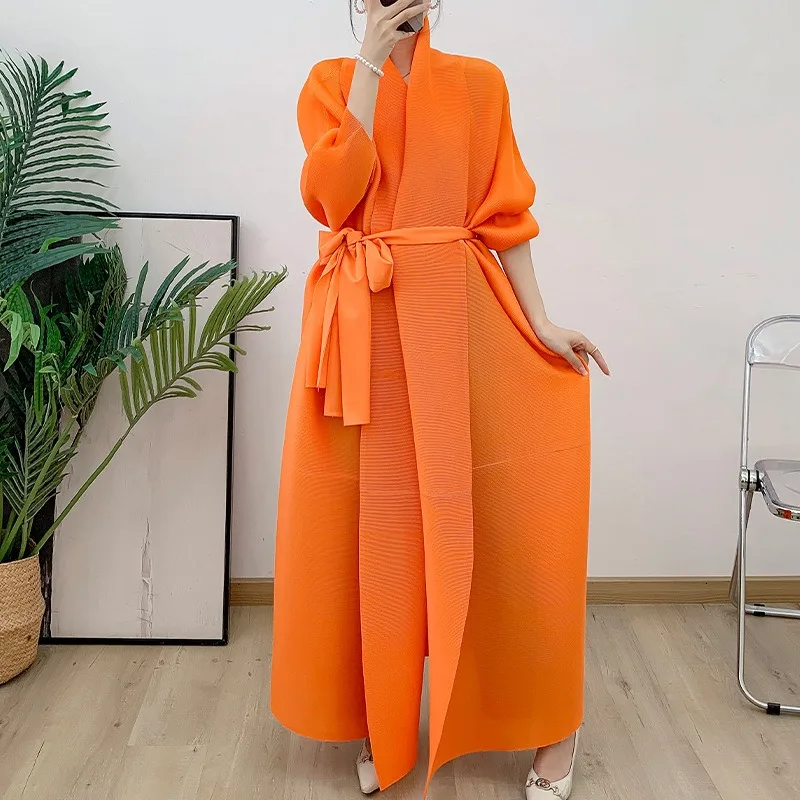 Mosong Fashion Miyake Pleated Long wrinkled trench coat women's long color bat sleeve loose plus size outside the robe