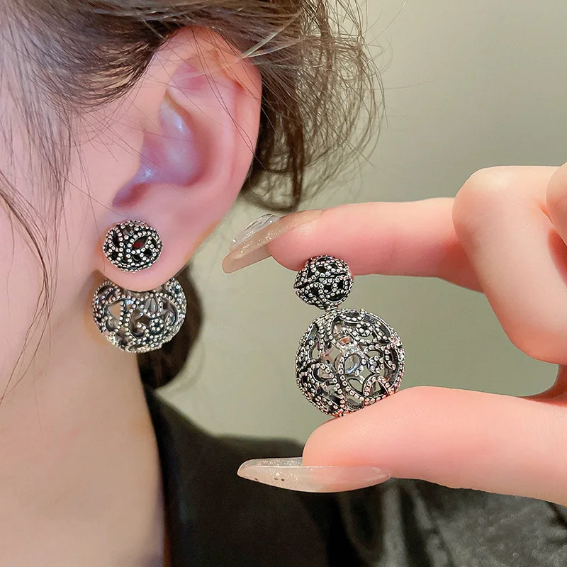 Ajojewel Hollow Design Double-sided Stud Earrings Balls Ladies Black Jewelry Luxury Gift Items