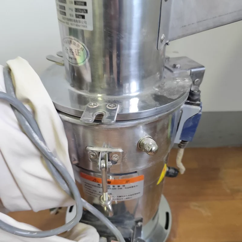 Flow Type Laboratory Pulverizer Grinding Mill Equipment Herb Grinder   Machine