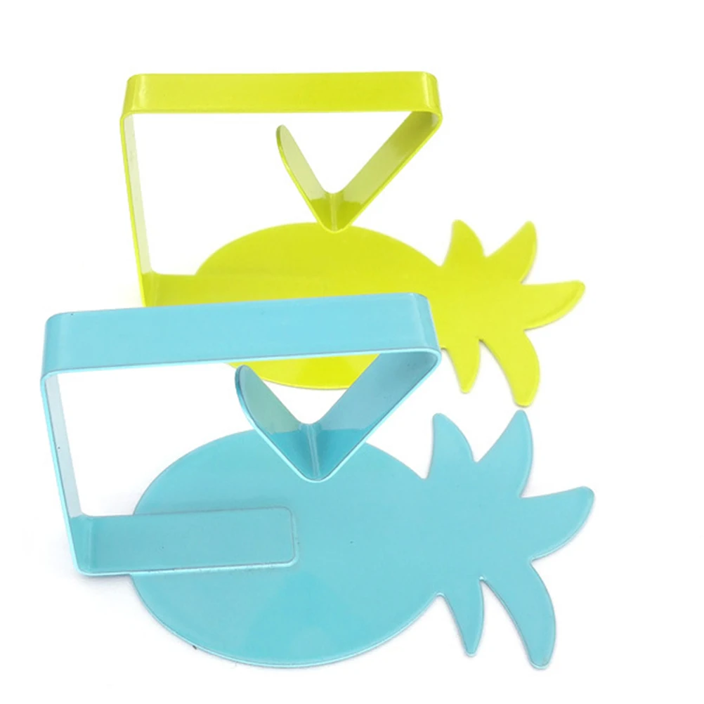 

4Pcs Tablecloth Clips Pineapple Shaped Holders for Home Parties Picnics Camping Weddings Secure Cloth Fits Most Tables