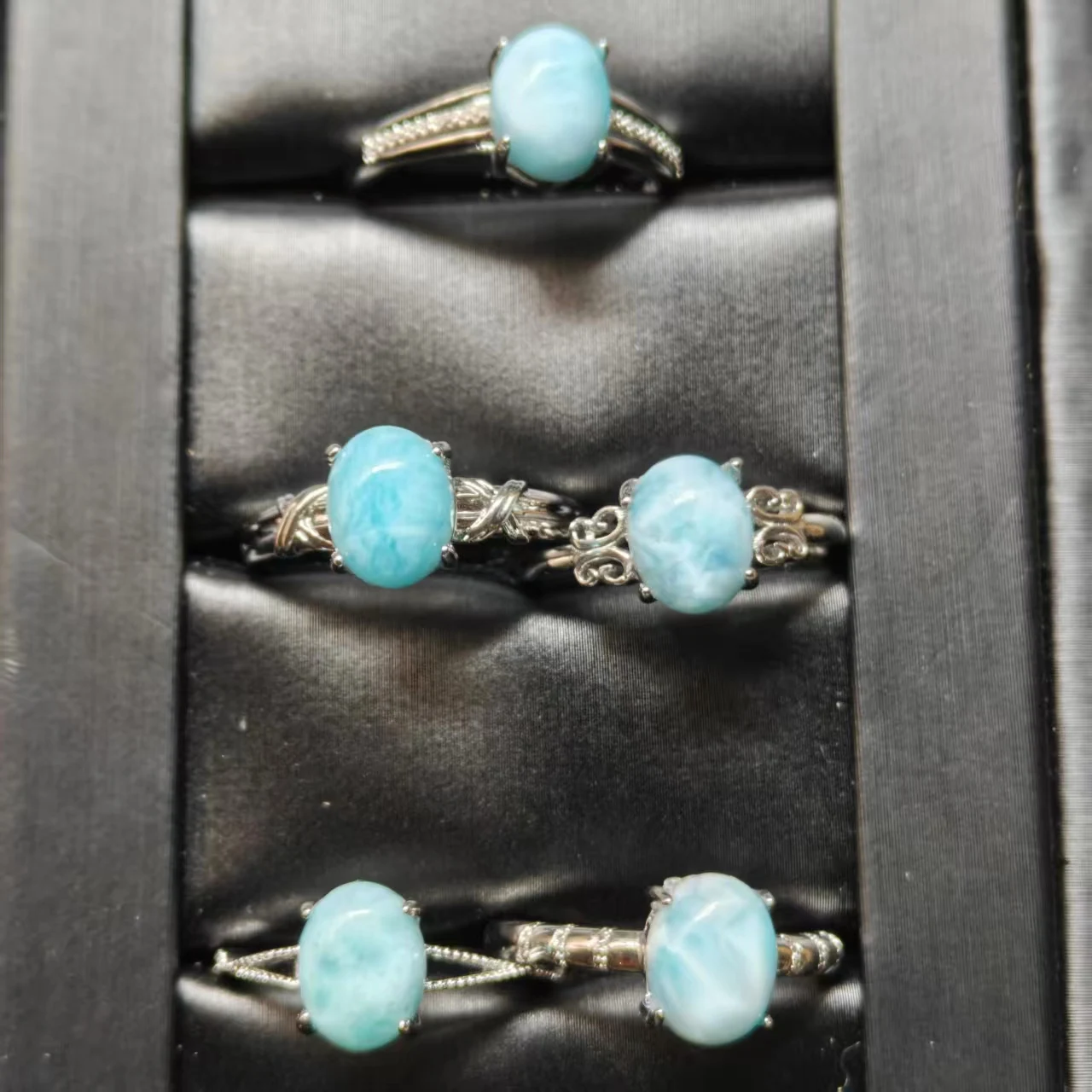 Natürlicher 8x10mm Dominikanischer Larimar-Ring, mit einer Weiten Blauer Fläche, Schlicht und Elegant, Damen-Schmuckring – Detail 5