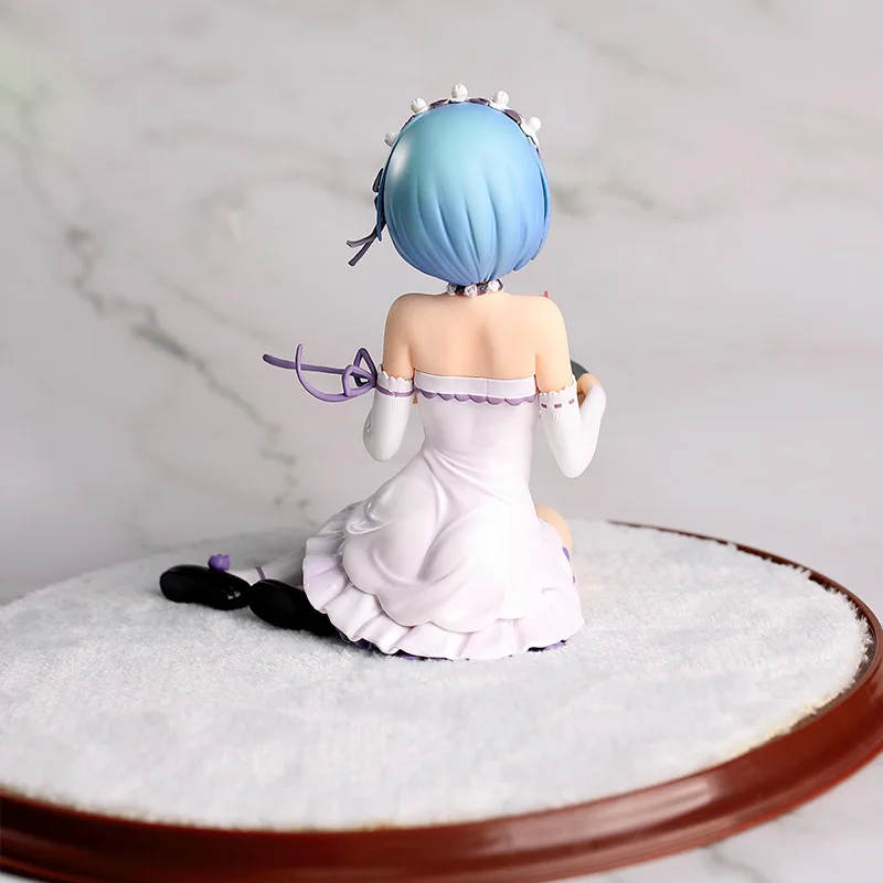 Anime Ram Rem posture assise ornement en forme de gâteau figurine PVC modèle Statue jouets poupée bureau décor cadeaux à collectionner en boîte