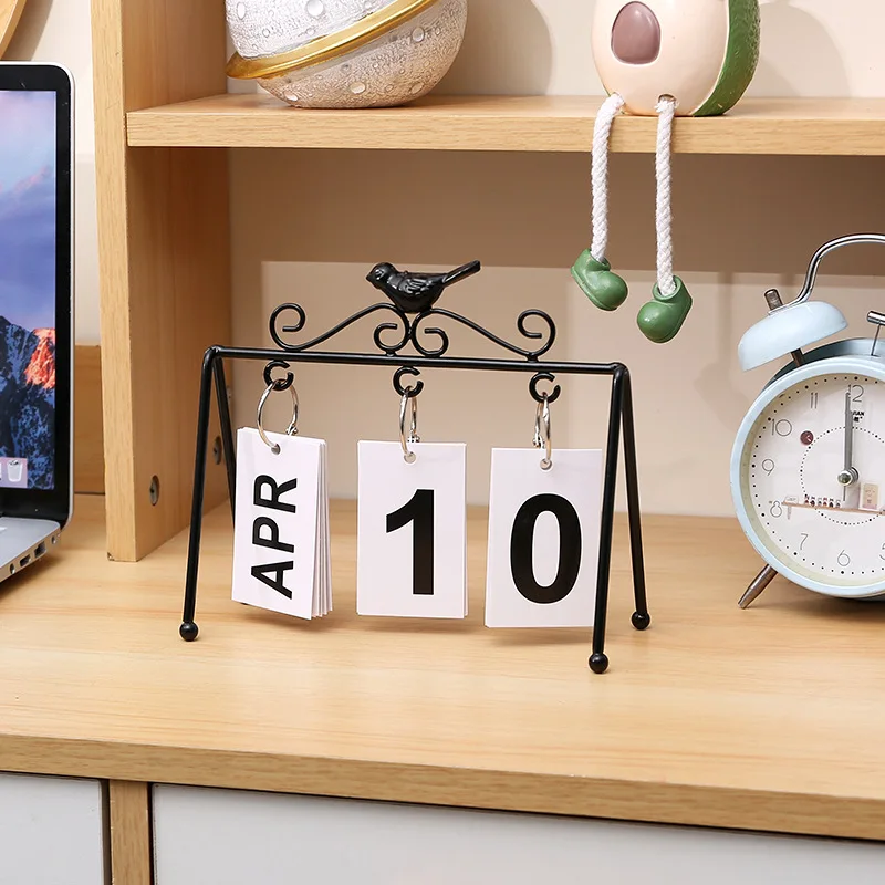 Page-turning Perpetual Calendar Bird Iron Calendar Ornaments Desk Bedroom Desktop Simple and Versatile Decorative Gift