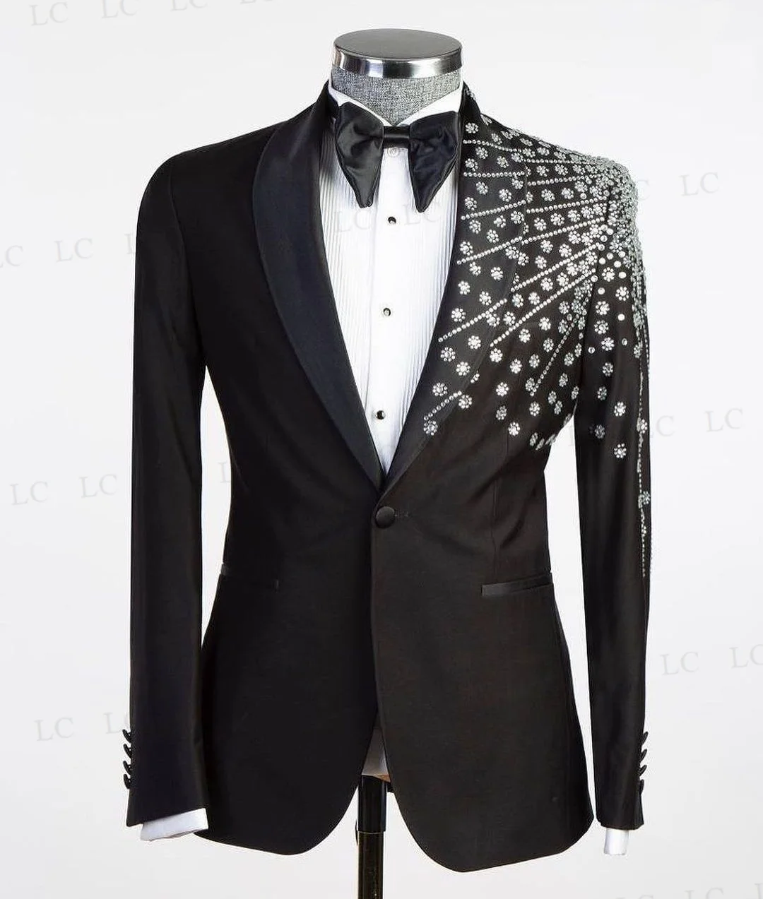 

Diamonds Crystals Sparkly Men Suits 2 Pieces Blazer Pants Beading One Button Prom Formal Work Wear Tuxedo Plus Size Tailored