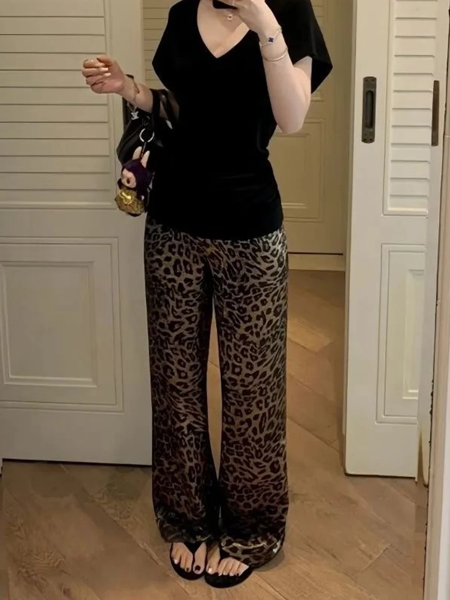 Women's High Waist Wide Leg Cool Feeling Loose Fit Leopard Print Casual Pants Autumn New Design Drapey Comfortable Long Trousers