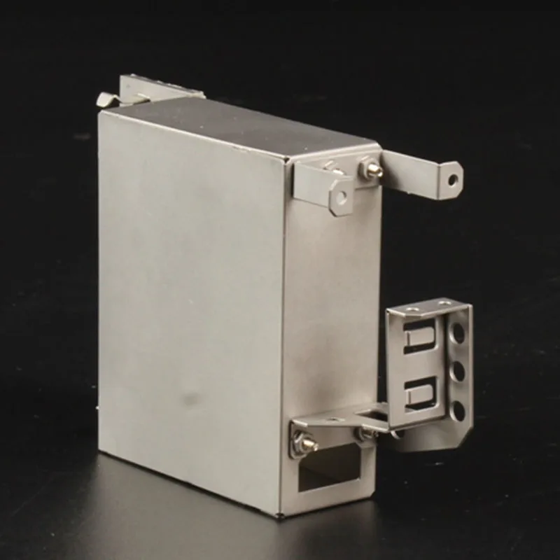 กล่องเครื่องมือจำลองโลหะขนาด 1:14 สำหรับรถบรรทุก Tamiya RC รุ่น SCANIA 770S R620 VOLVO BENZ Arocs MAN TGX อุปกรณ์เสริมสำหรับรถยนต์