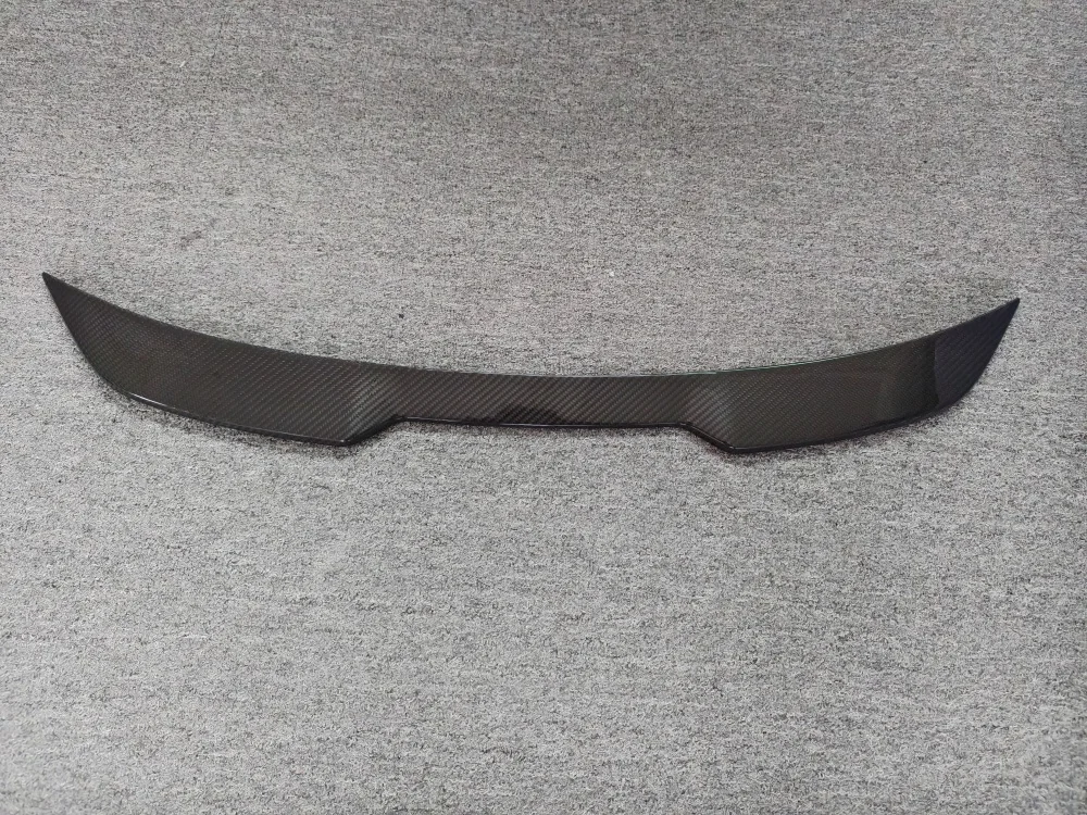 

For Aston Martin Upgrades 707 Style Dry Carbon Fiber Rear Spoiler Rear Roof Spoiler for Aston Martin DBX