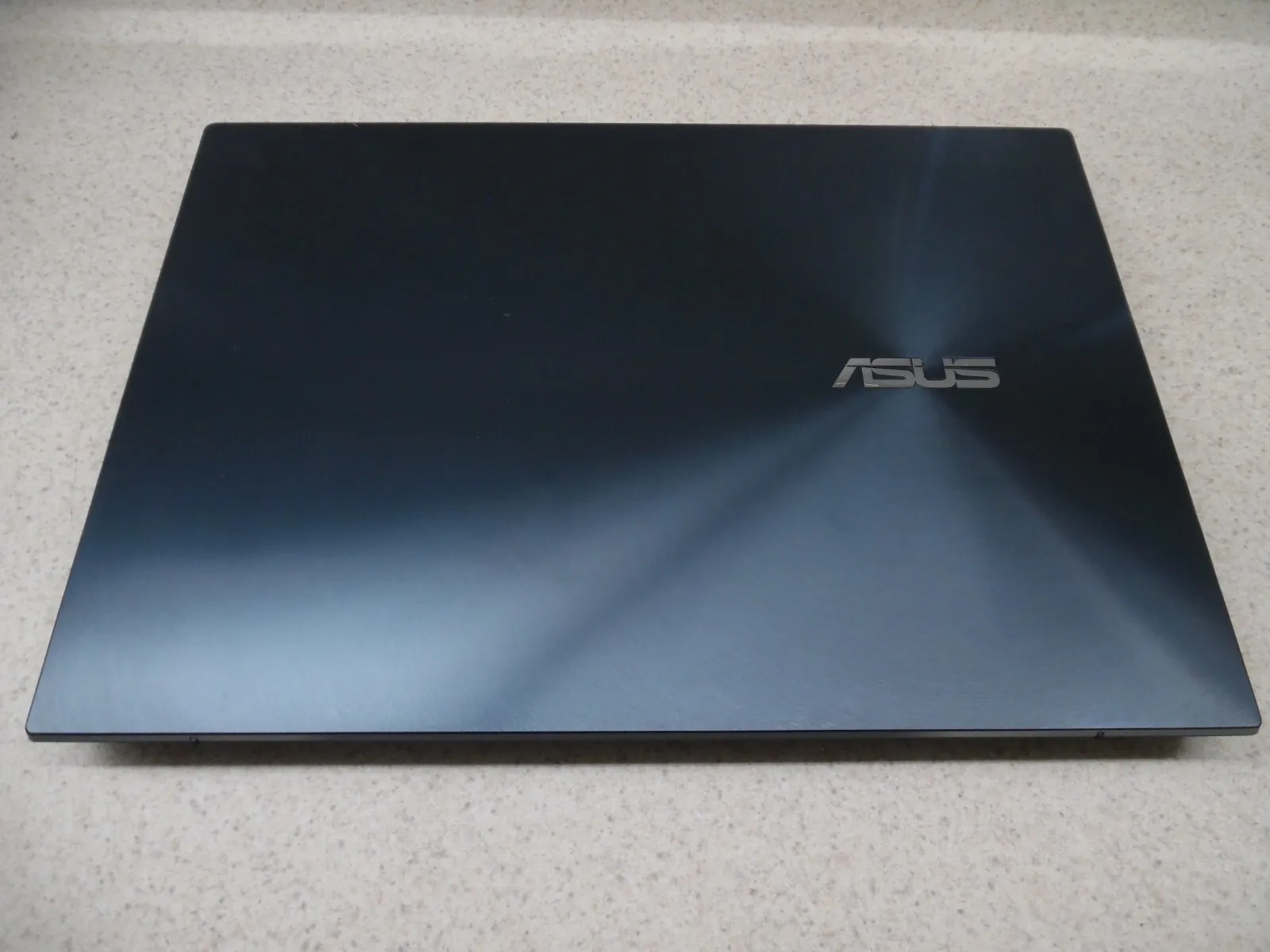 AS:US Zen}Book Pro Duo 1*5 OLED 4K, Ge]Force RTX 3060، i9-12900H، 32 جيجابايت، 4 تيرابايت