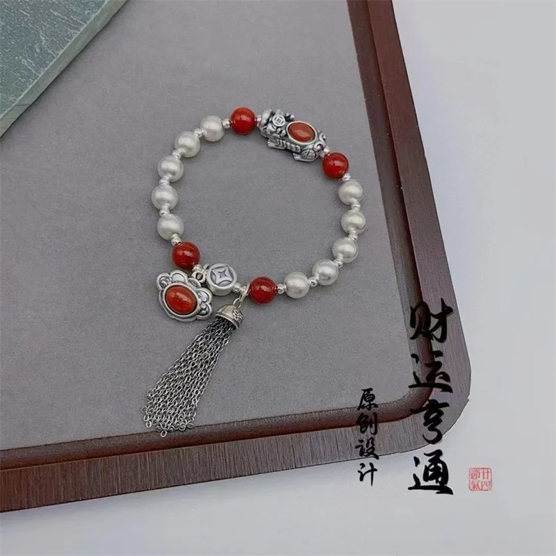 

Original Design Advanced Natural Red Agate S925 Sterling Silver Men's and Women's Bracelet Ancient Method Pixiu Bracelet Gift