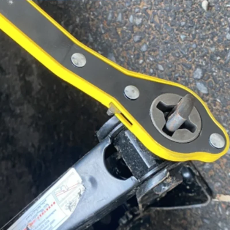 

Автомобильный домкрат, трудосберегающий ключ с храповым механизмом, крестообразный ключ для небольших автомобилей, инструмент для снятия шин