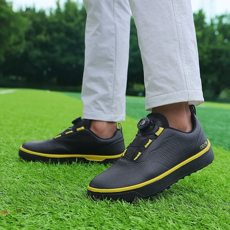 Zapatillas de Golf de verano para hombre, zapatos cómodos con amortiguación, perilla, impermeables y antideslizantes