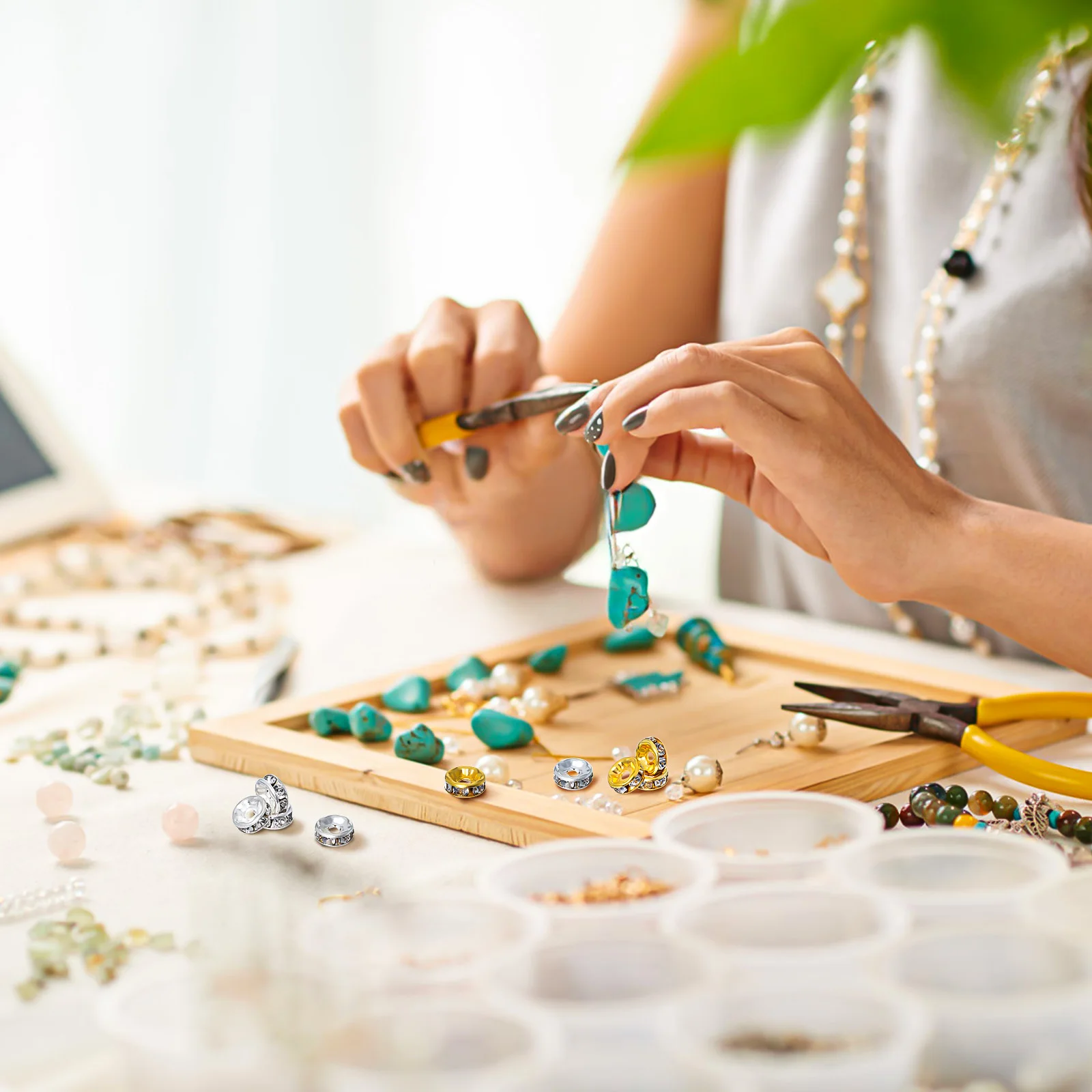 

600 шт. бусины-разделители, металлические стразы, браслет-разделители, бусины для изготовления ювелирных изделий, объемные подвески для рукоделия, подвески для изготовления ювелирных изделий