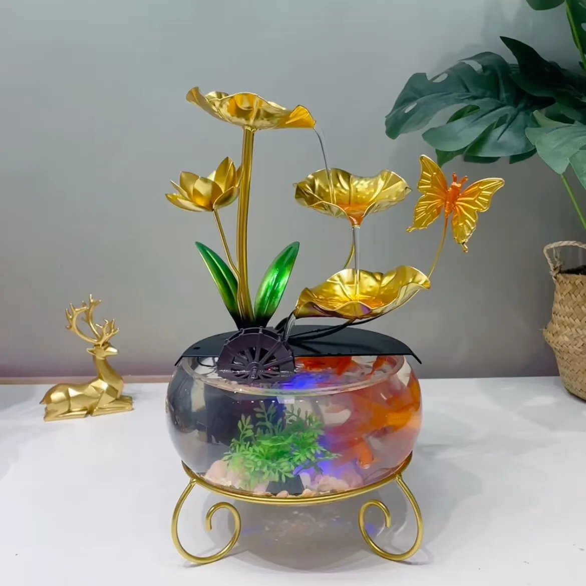 

Small ornaments creative Chinese home living room study porch decoration flowing water lucky fish tank humidifier to send gifts