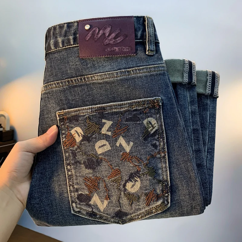 

Мужские джинсы 2026 года: модные, универсальные, зауженные, облегающие, с вышивкой и принтом, повседневные, класса люкс