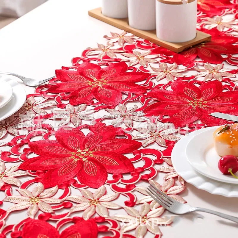 Elegant Satin Embroidery Christmas Bed Table Runner Lace Tablecloth For Wedding Party Decoration Vintage Floral Home Decor
