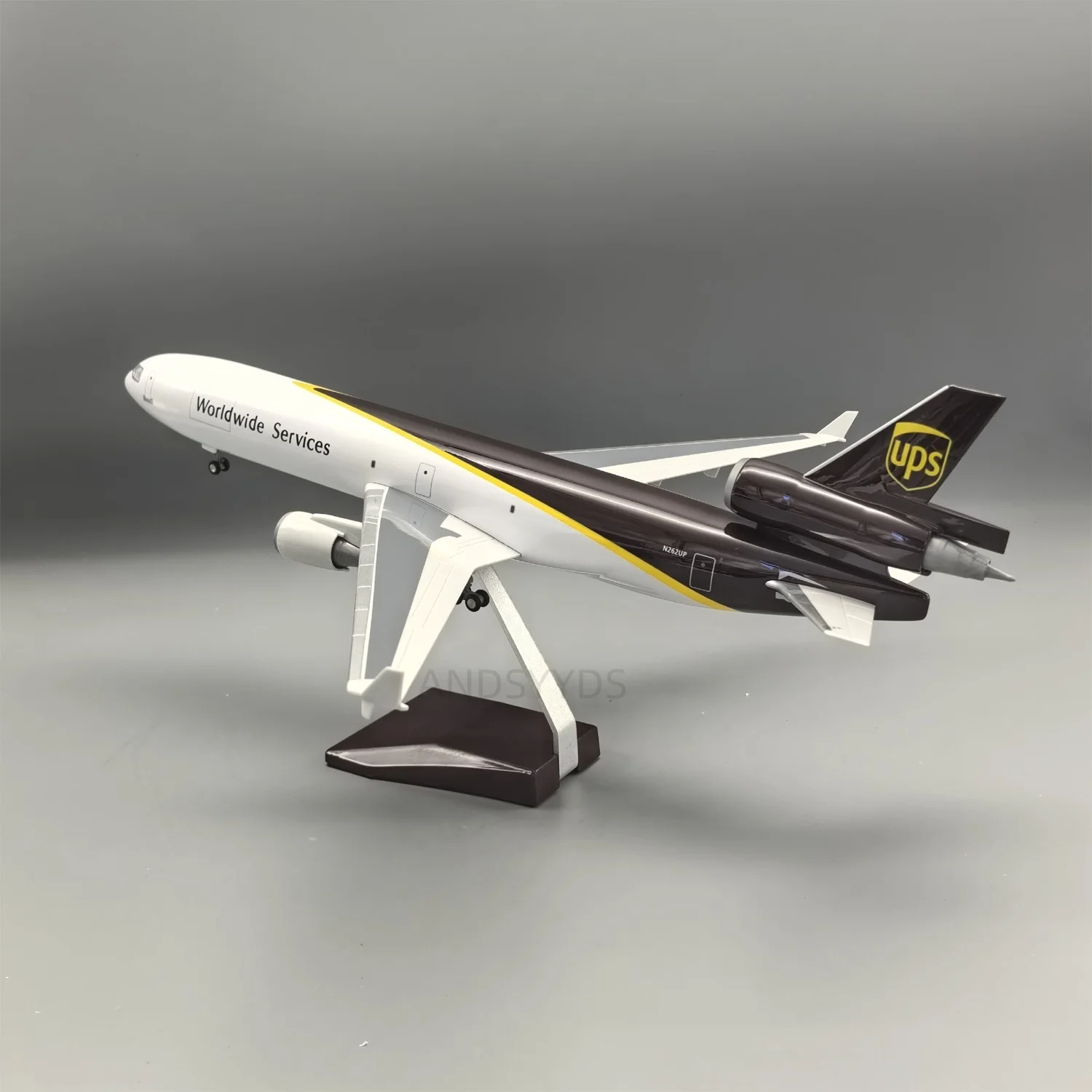 Diecast Resin 47CM B747 MD11 UPS Cargo Airplane Model With Stand 747 Desktop Display or Model Building Aviation Enthusias Displa