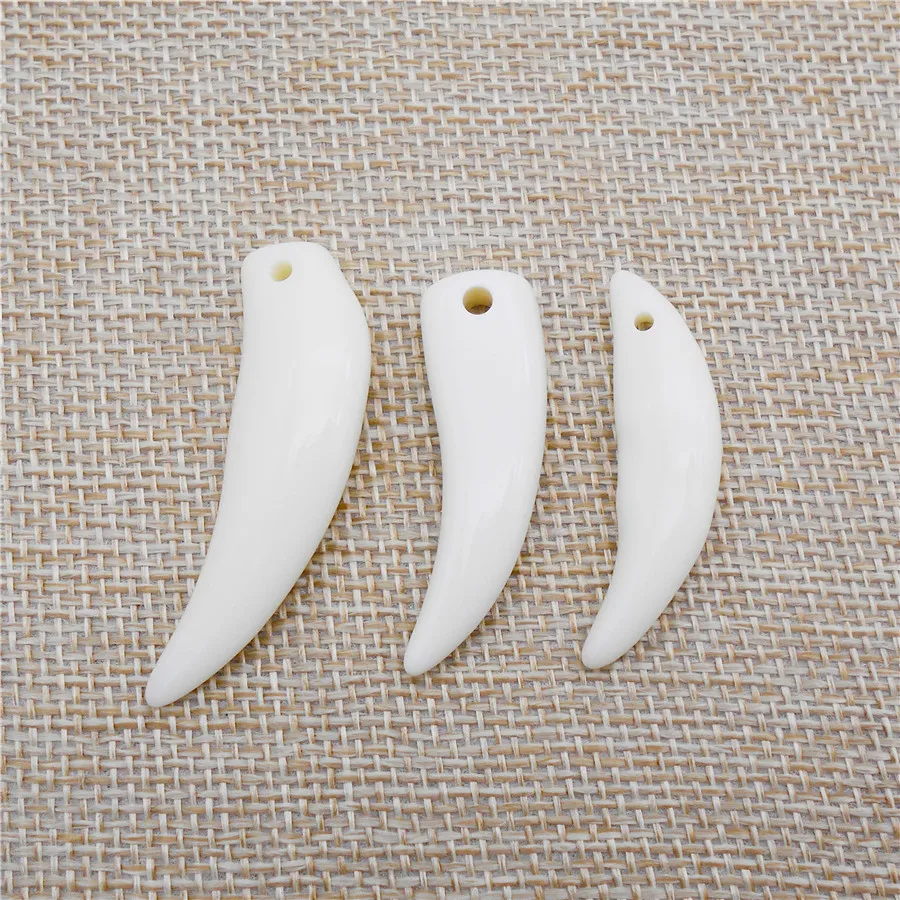 6PCS Resin White Tooth Charms Fangs Animal Ivory Wolf Teeth Pendant For Necklace Jewelry DIY Handmade Accessory