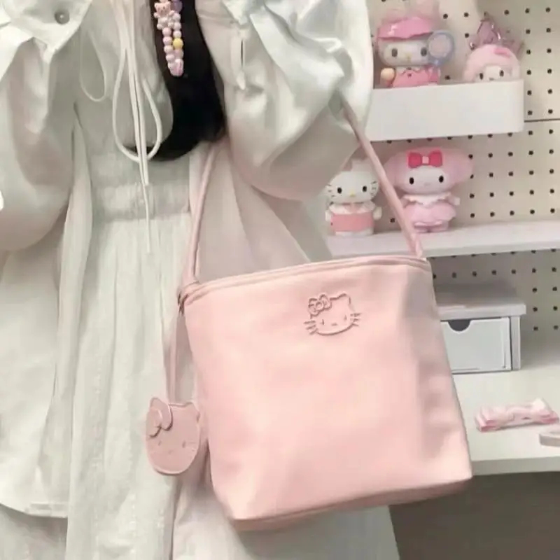 

Sanrio Popular Cartoon Storage Bag Classic Hand-Held Crossbody Bag Shoulder Bag Anime Hot Sell Sweet Cute Debris Storage Bag