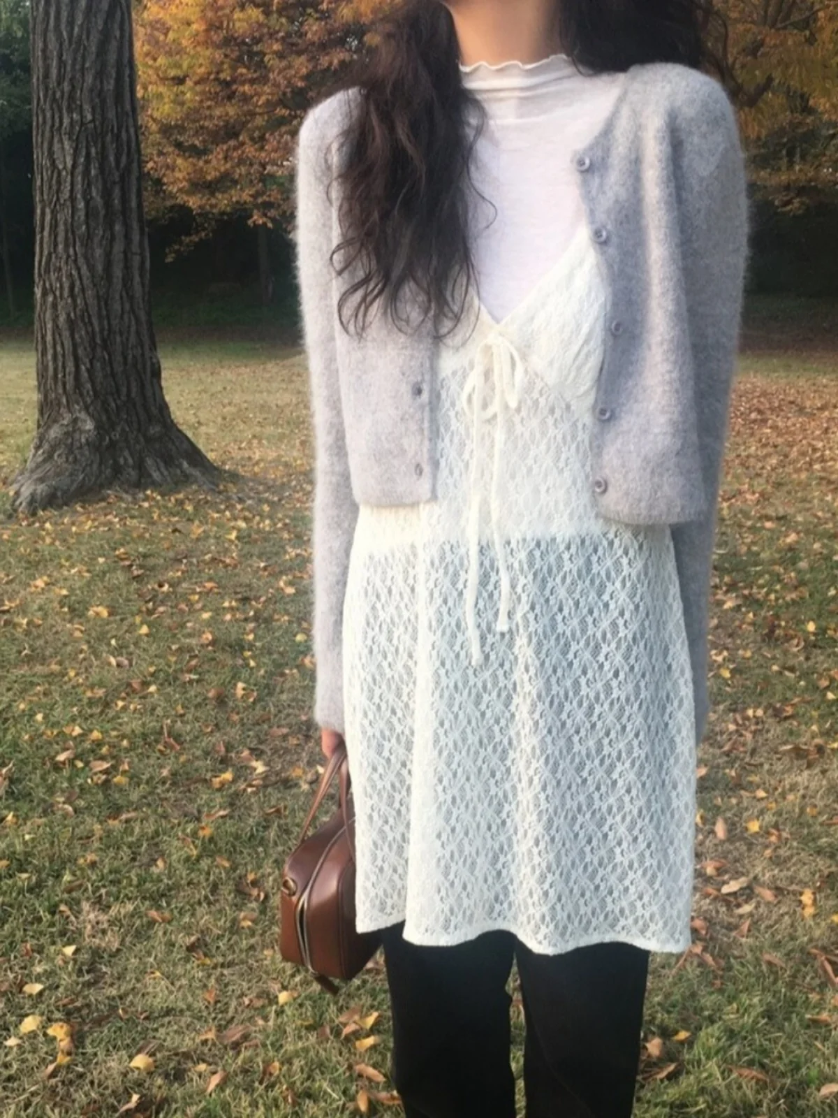 Vestido E com Alças de Renda Estilo Coreano para Mulheres Design em Camadas com Laço Sensação de Redução de Idade Vest...