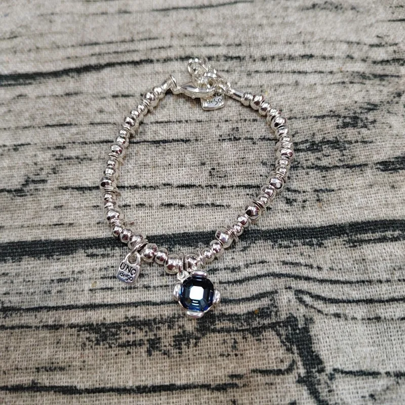 

2026 hot selling blue gemstone bracelet in Europe and America, suitable for casual wear and jewelry