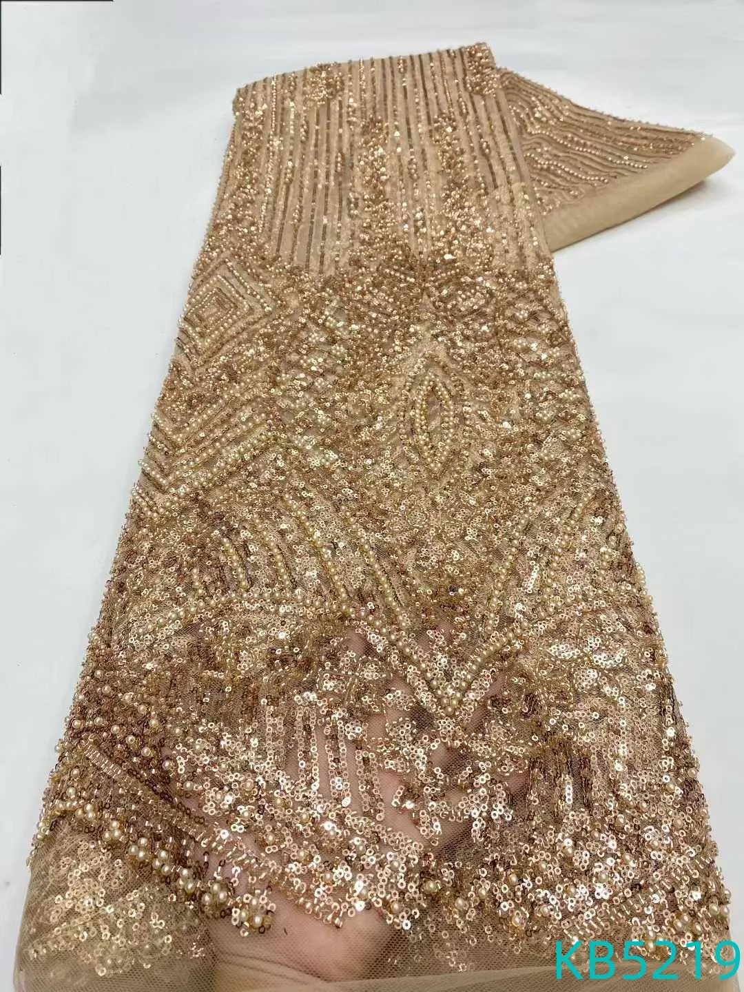 ผ้าลูกไม้แอฟริกัน 2025 ผ้าลูกไม้ทูลล์ปักเลื่อมสีน้ำตาล ผ้าปักลูกปัด ผ้าลูกไม้ตาข่ายฝรั่งเศส สำหรับตัดเย็บเสื้อผ้า KB5219