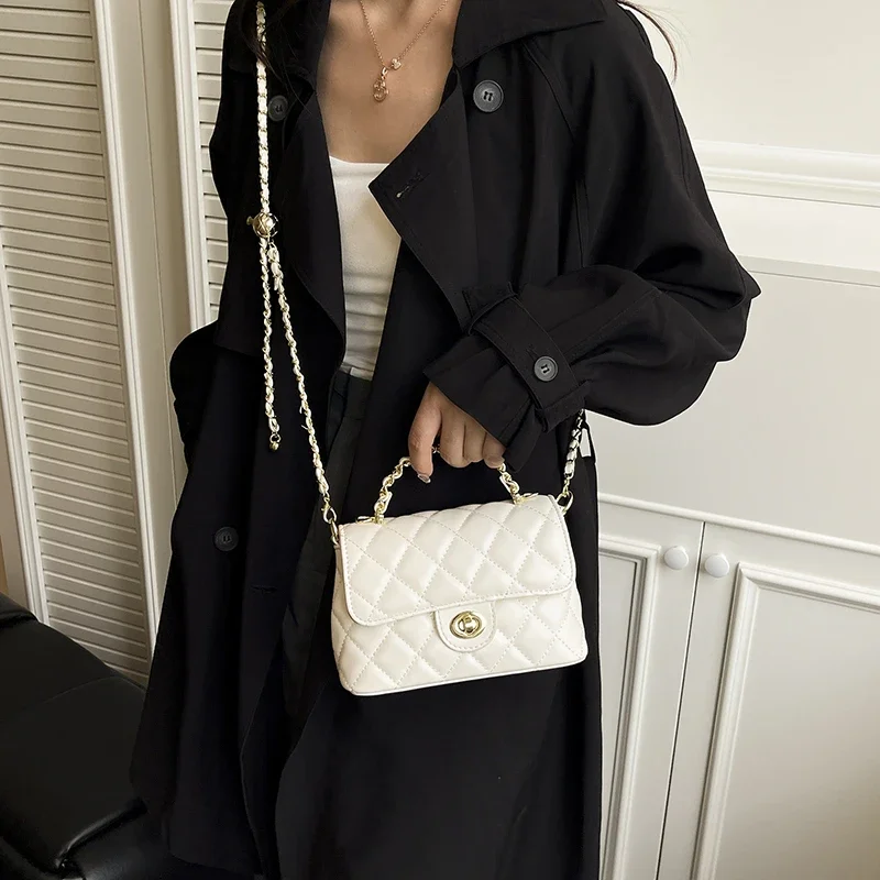 

Luxury Minimalist Vintage Leather Crossbody Bag For Women High-End With Large Capacity Trendy Design Solid Color