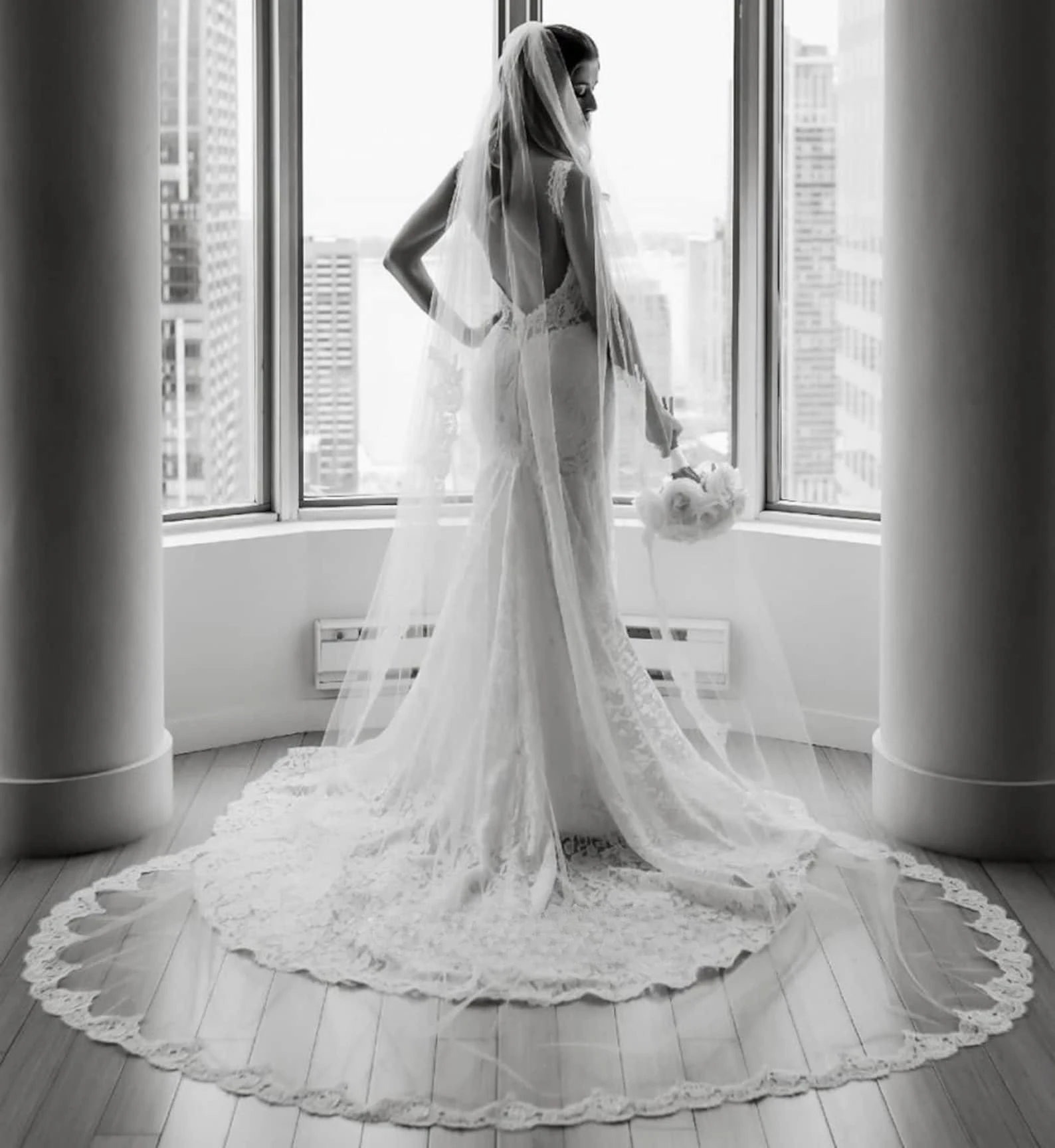 Cathedral Wedding Veil Partial French Alencon Lace Bridal Veil Tulle Accessories Soft Tulle Mantilla Eyelashes With Lace Edge