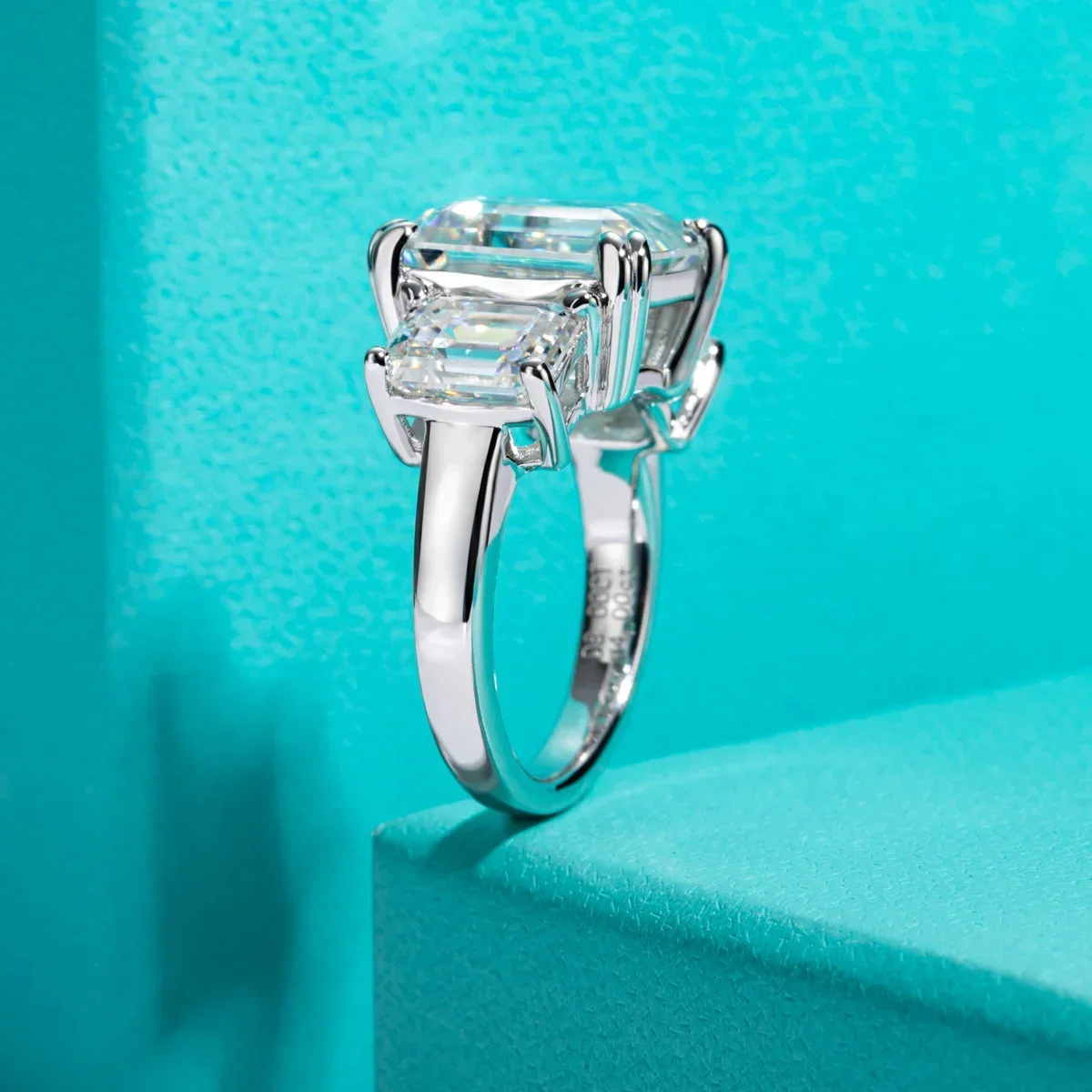 NASIA12cttw Emerald D Color Moissanite Engagement Rings For Women S925 Sterling Silver 3 Stone Ring Jewelry Wholesale 2026