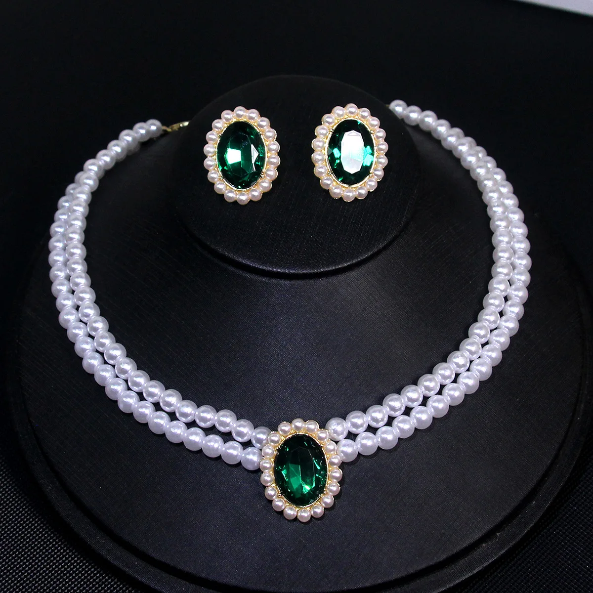 KMVEXO Vintage Imitation Pearl Necklace Earrings Jewelry Set for Women Emerald Crystal Choker Banquet Bridal Wedding Accessories