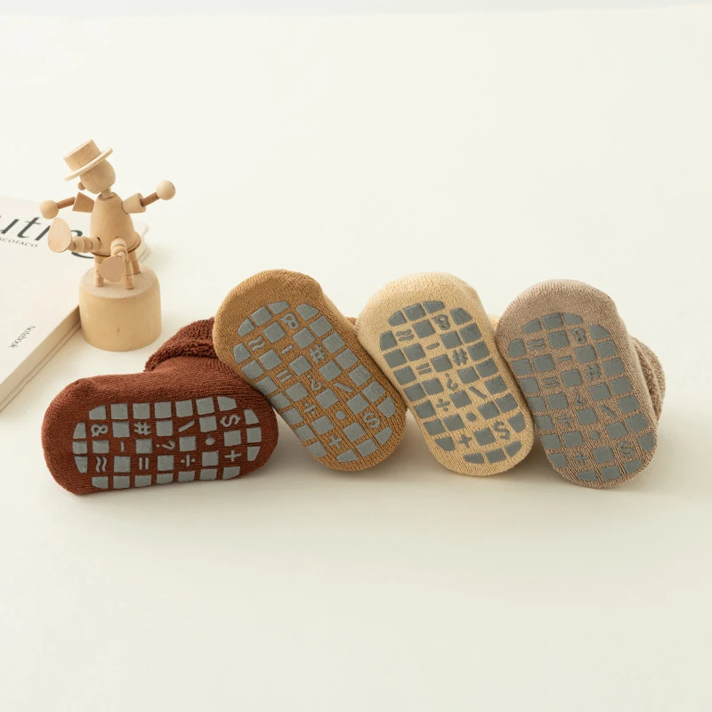 أطفال الشتاء أفخم يحلق جوارب يمكن السير بها على الأرض المخملية بطانة الطفل الجوارب 0-3Year الأطفال بلون جوارب سميكة الدافئة الوليد الأحذية