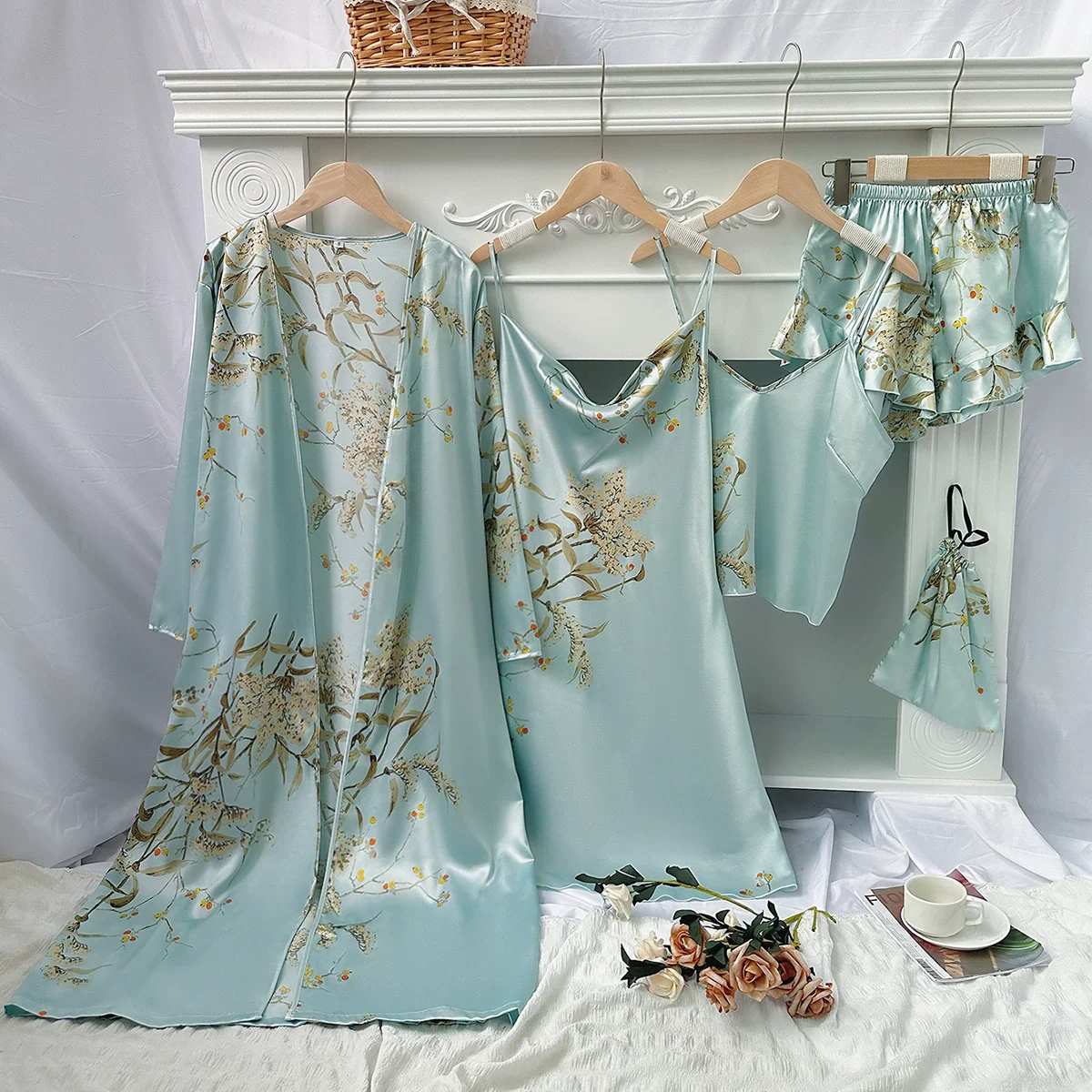 Stampa ciliegia Indumenti da notte Donna 4 pezzi Abito e abito Set Camicia da notte Raso di seta Lungo Kimono Accappatoio Pigiama Primavera Estate Abito da casa