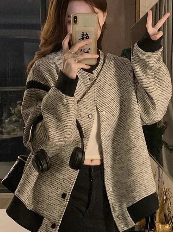 

Faionable Artistic Patchwork Color Blo Baseball Sle Pilot Jaet Striped ort Coat Autumn Winter plus Size Women's Coat